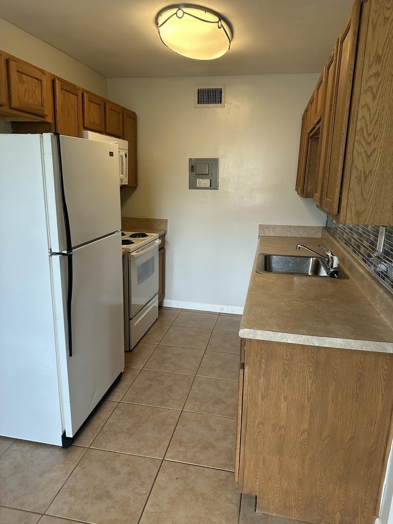 2733 Ne 1st Terrace - Photo 17