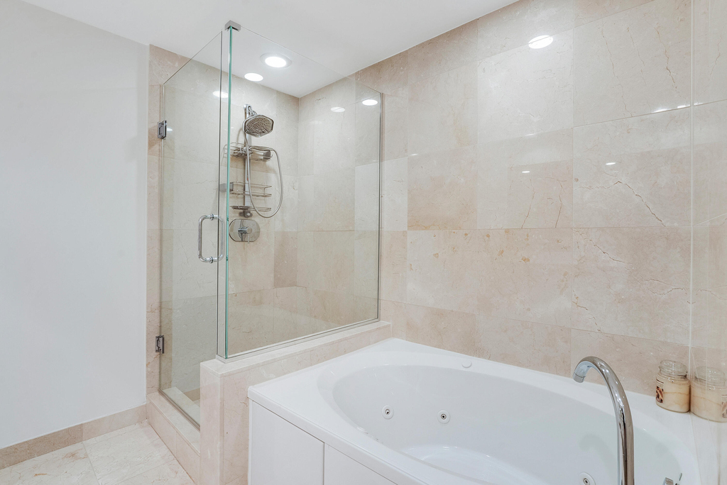 550 Okeechobee Boulevard - Photo 11