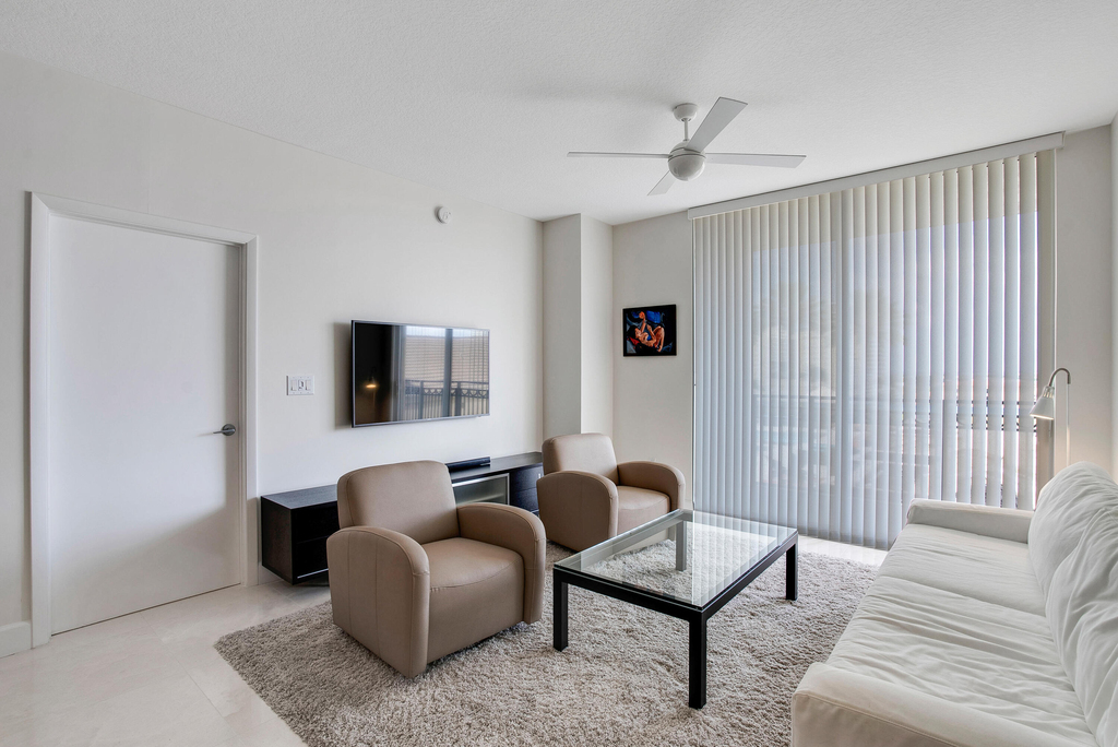 550 Okeechobee Boulevard - Photo 6