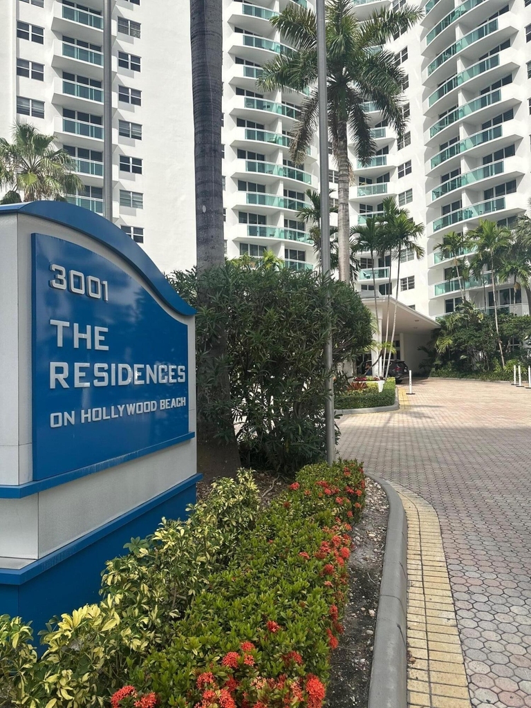 3001 S Ocean Drive - Photo 0