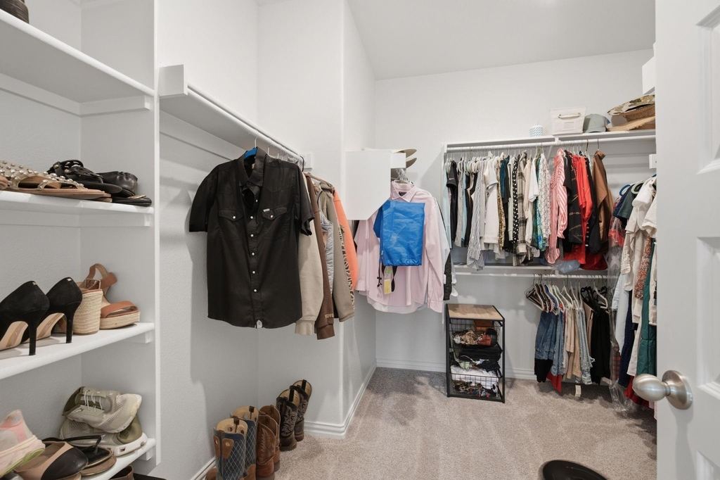 905 Bluebell Street - Photo 22