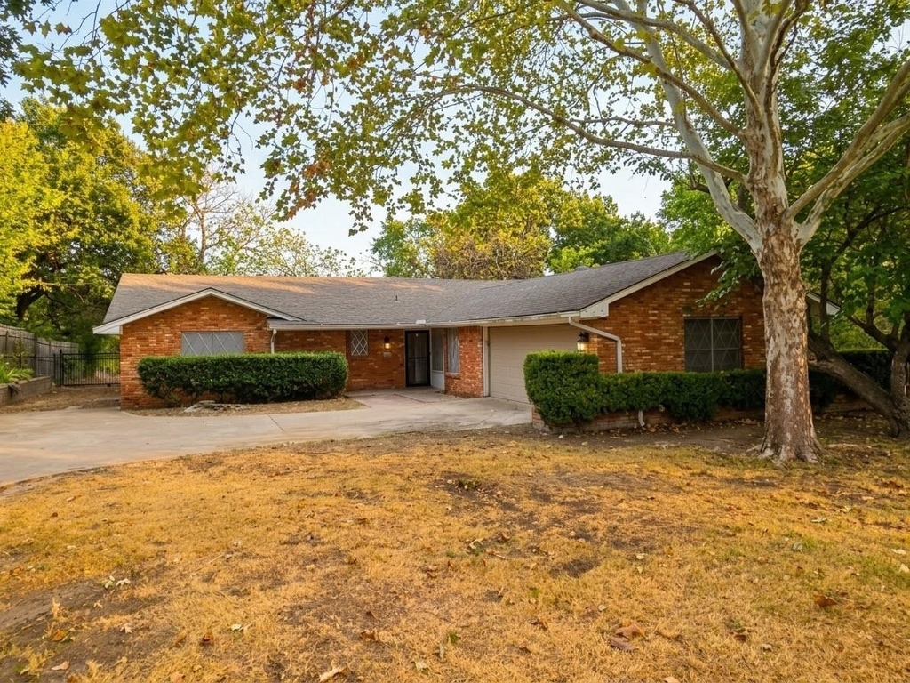 506 N Royal Oak Drive - Photo 0