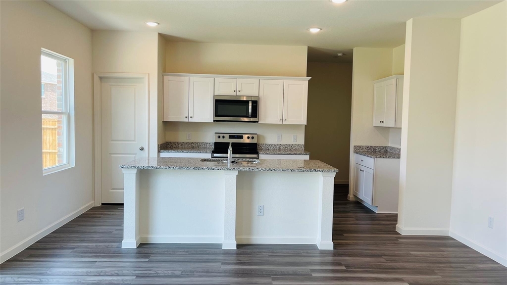 26 Glen Crossings - Photo 0