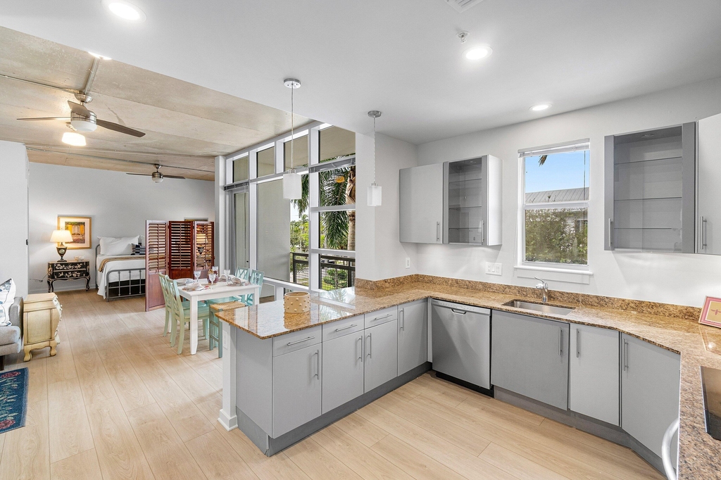 365 Se 6th Avenue - Photo 12