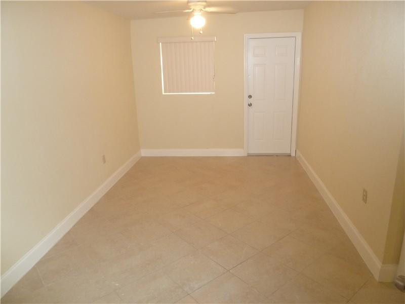 9616 Nw 26th Place - Photo 7