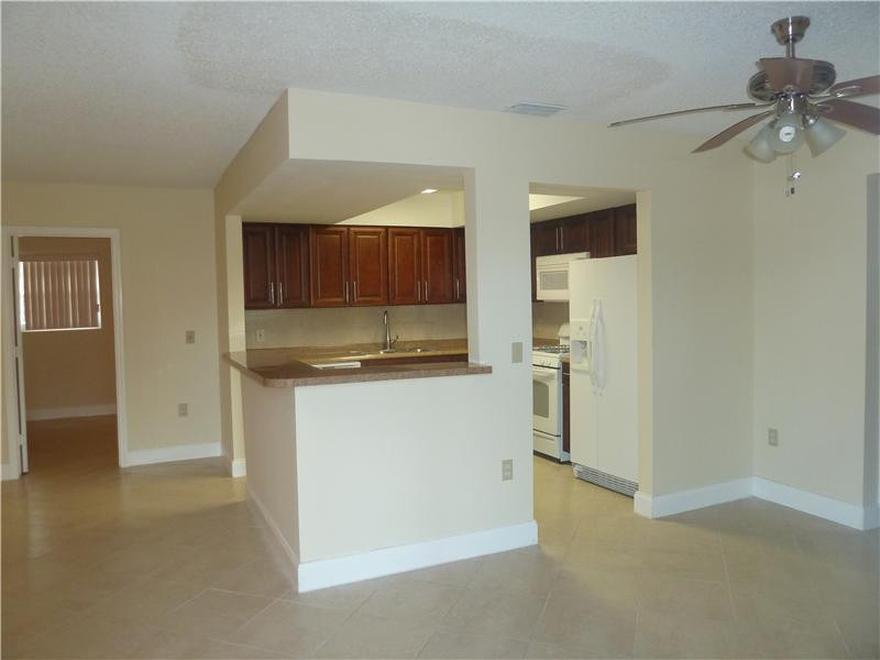 9616 Nw 26th Place - Photo 3