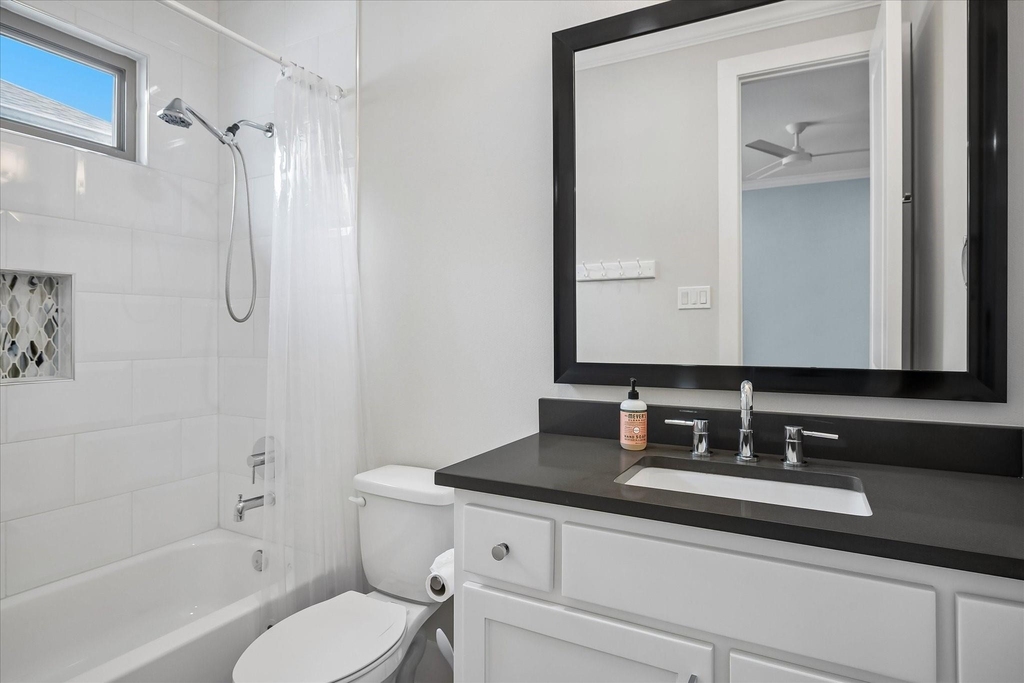 5434 Martel Avenue - Photo 16