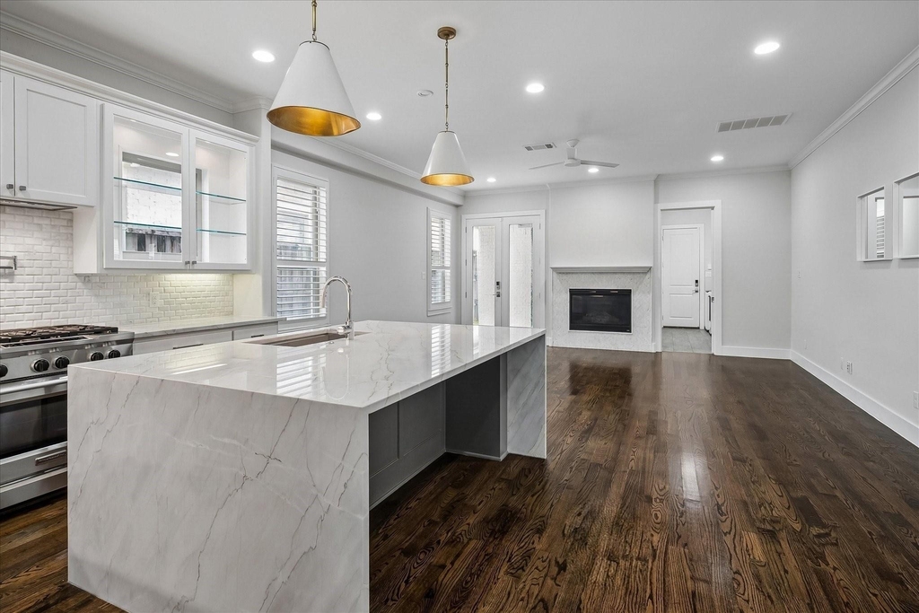5434 Martel Avenue - Photo 6