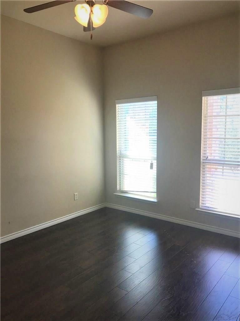 2245 Colby Lane - Photo 5