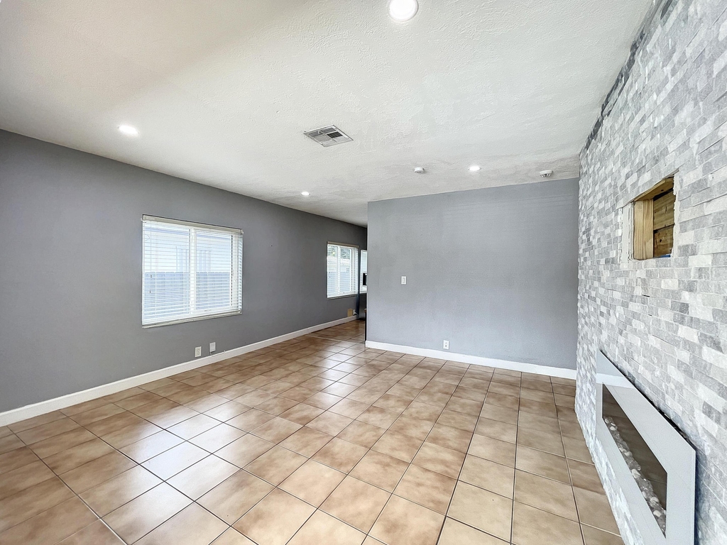 2649 Johnson Street - Photo 28