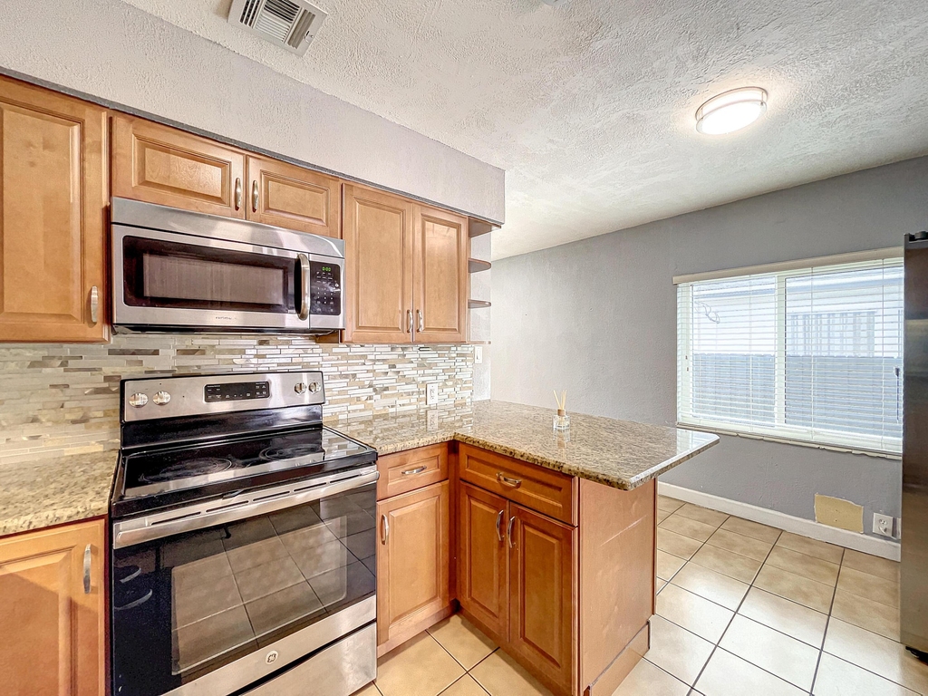 2649 Johnson Street - Photo 9
