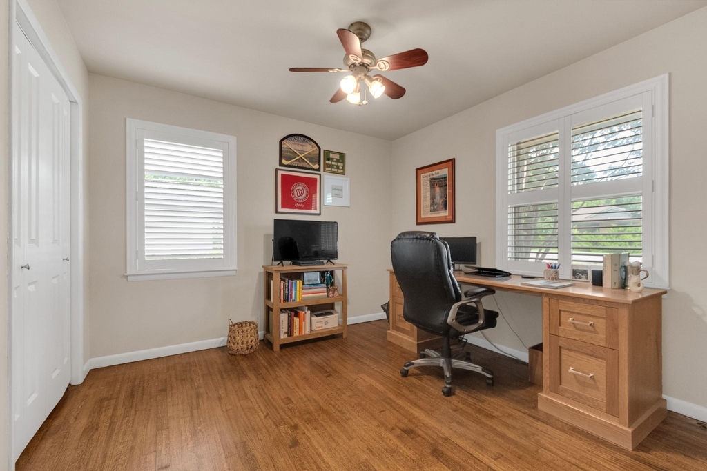 1815 Oates Drive - Photo 16