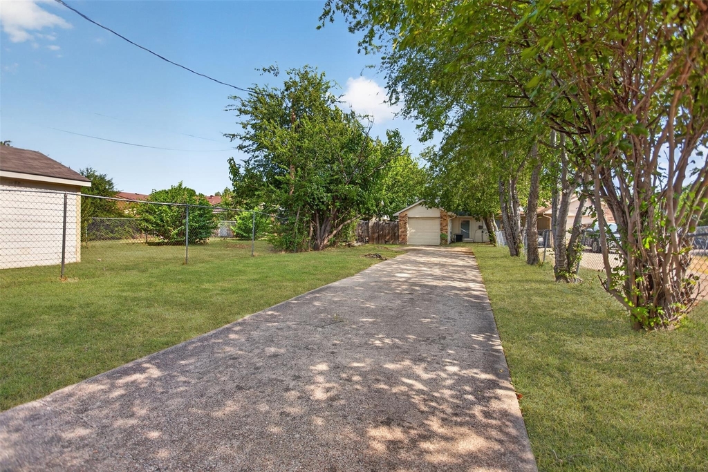 303 Liberty Place - Photo 14