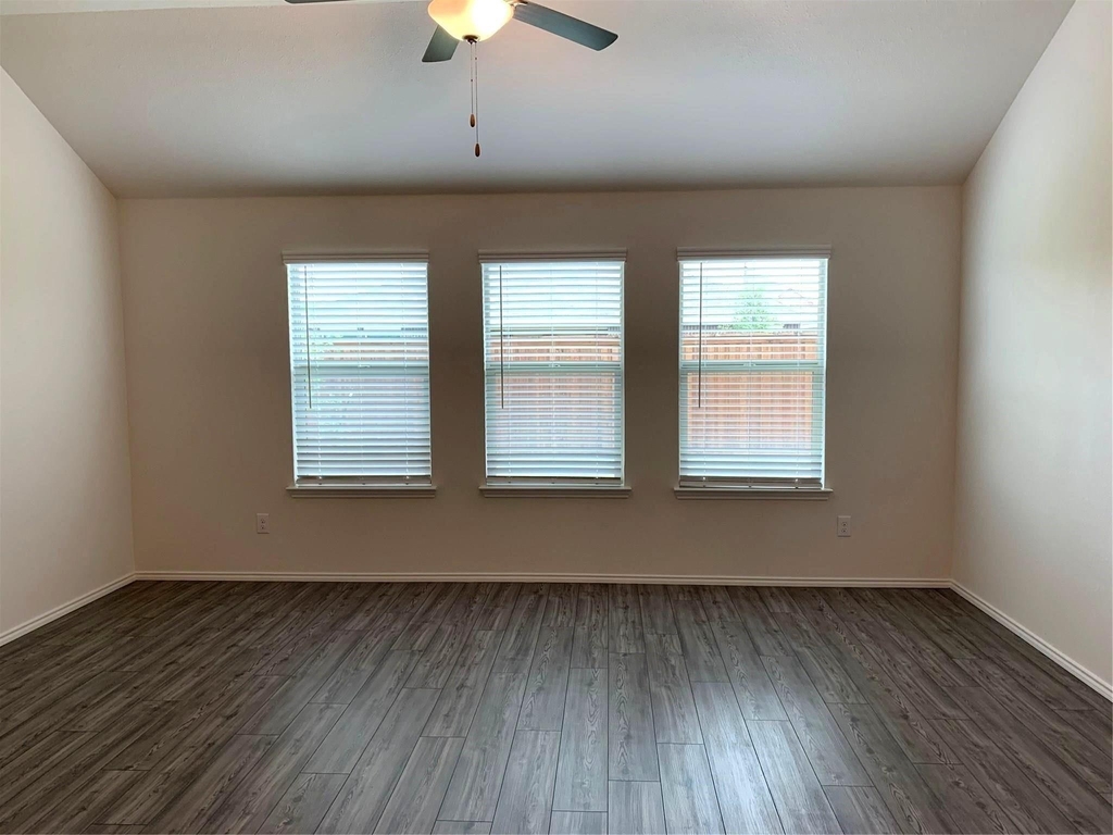 2449 Evening Stone Drive - Photo 3