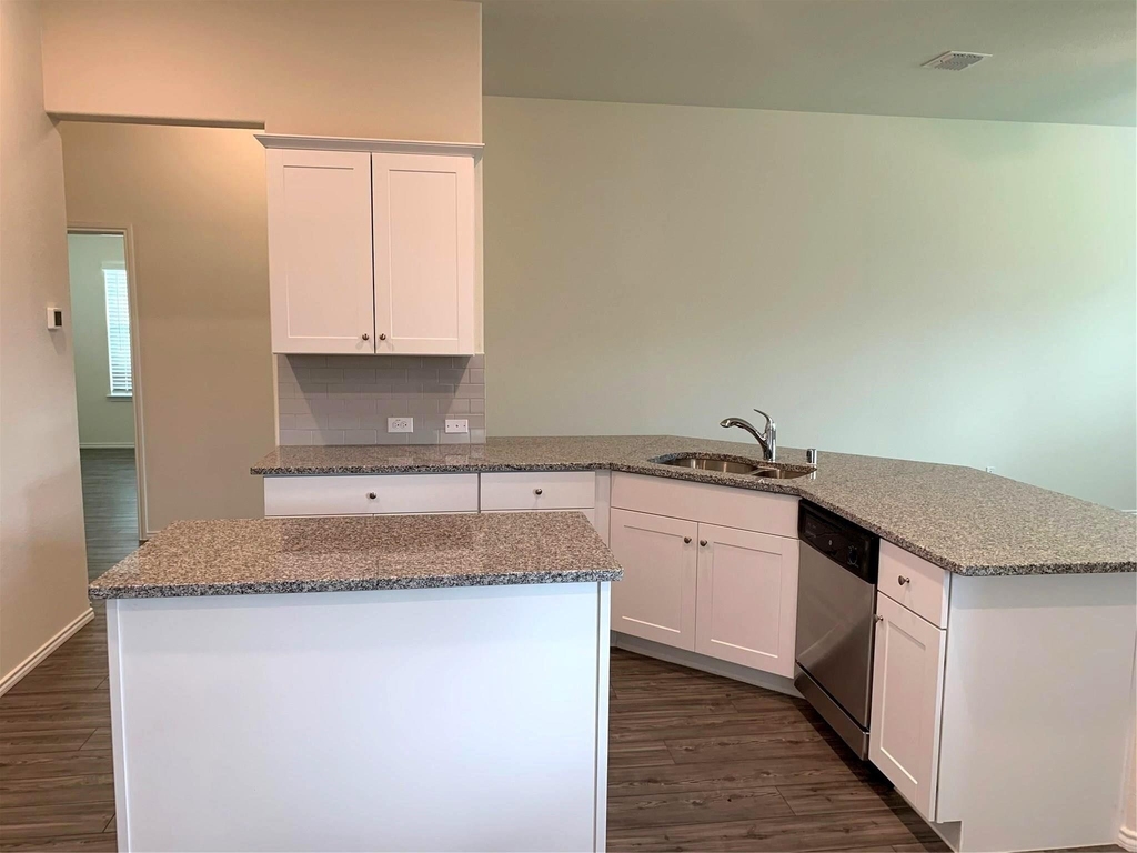 2449 Evening Stone Drive - Photo 4