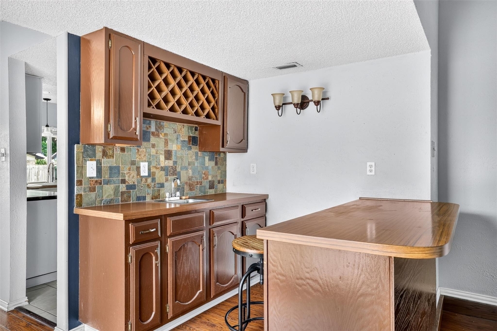 3812 Walnut Drive - Photo 9