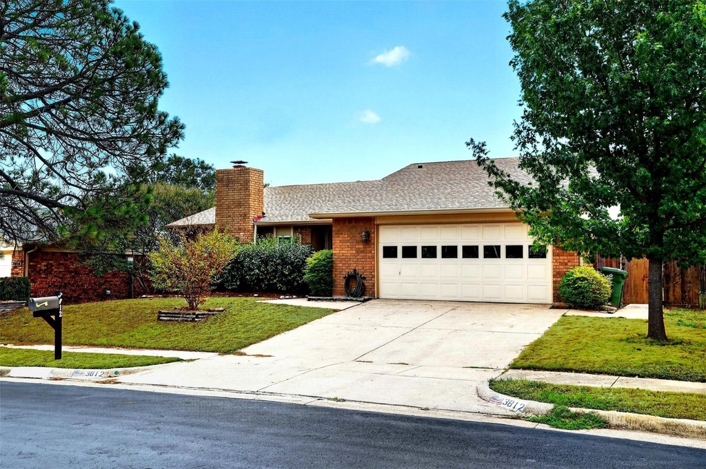 3812 Walnut Drive - Photo 2