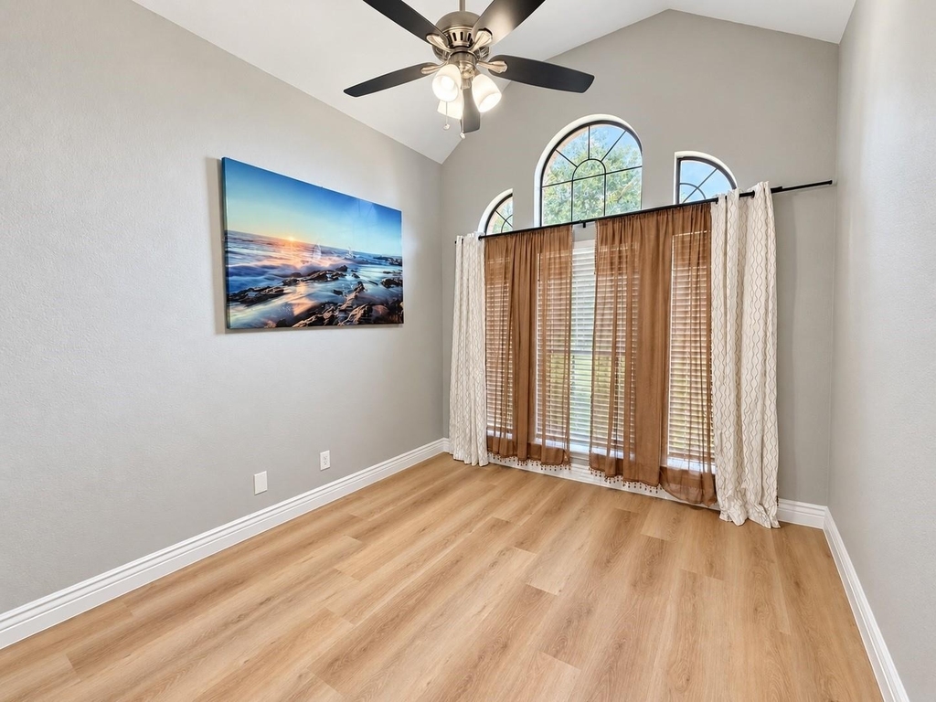 1123 Emily Lane - Photo 14