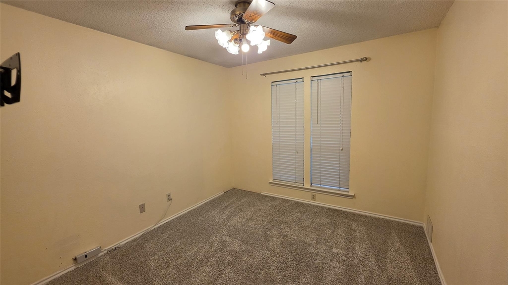 1821 Trowbridge Street - Photo 15