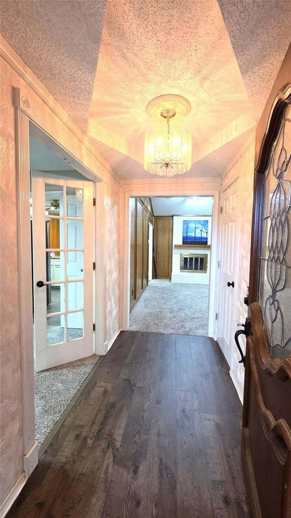 1821 Trowbridge Street - Photo 2