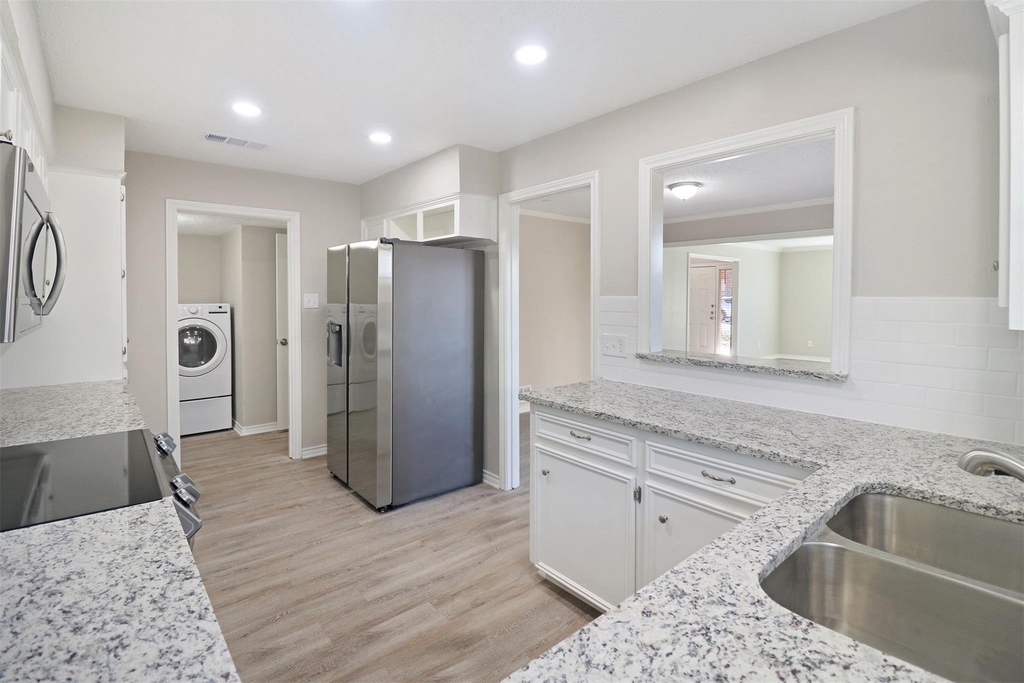 2179 Southern Place - Photo 7
