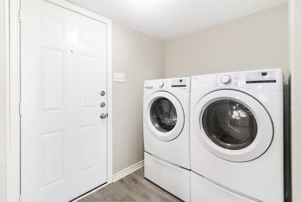 2179 Southern Place - Photo 30