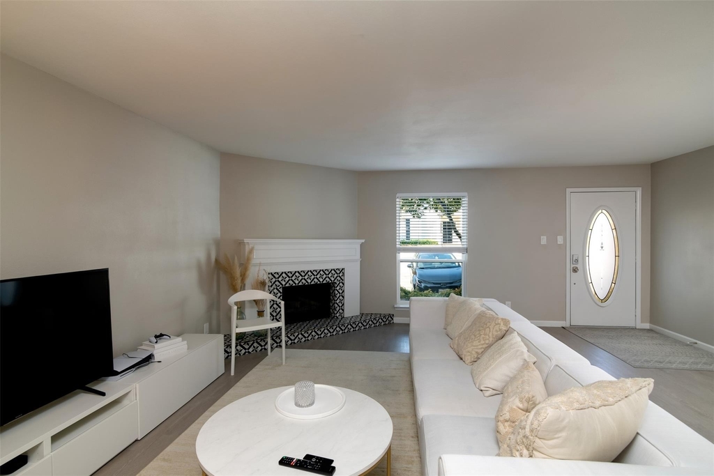 15924 Coolwood Drive - Photo 8