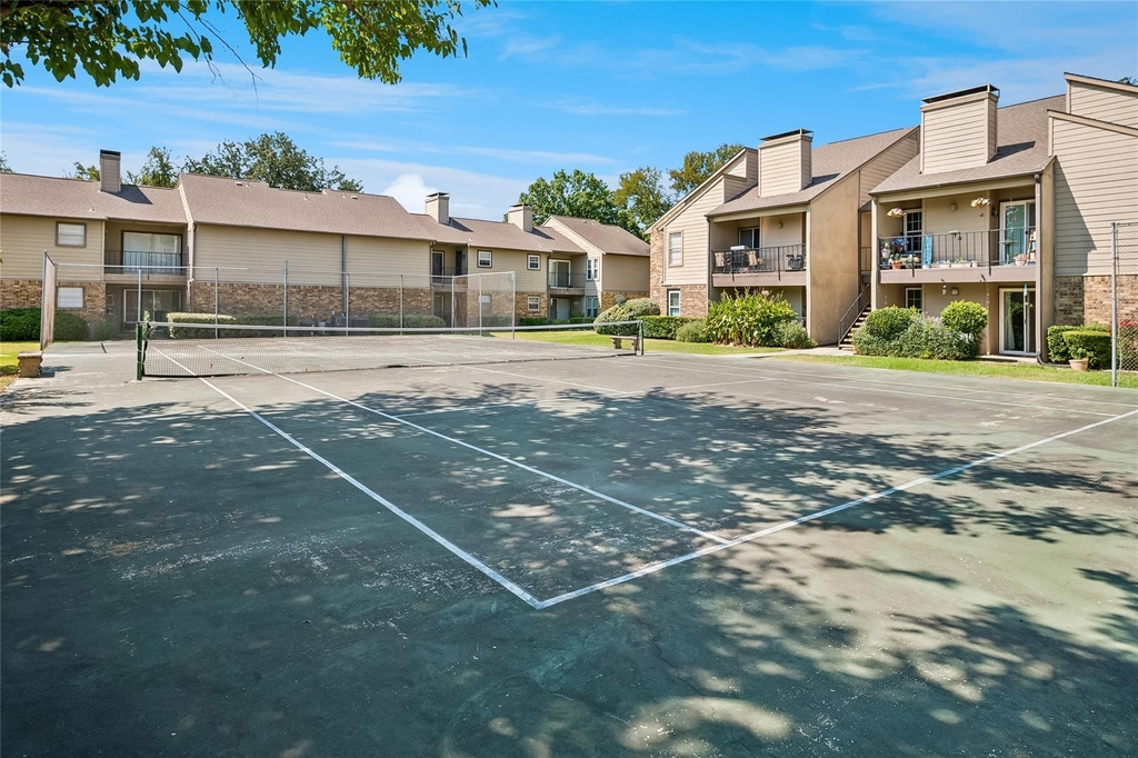 5300 Keller Springs Road - Photo 18