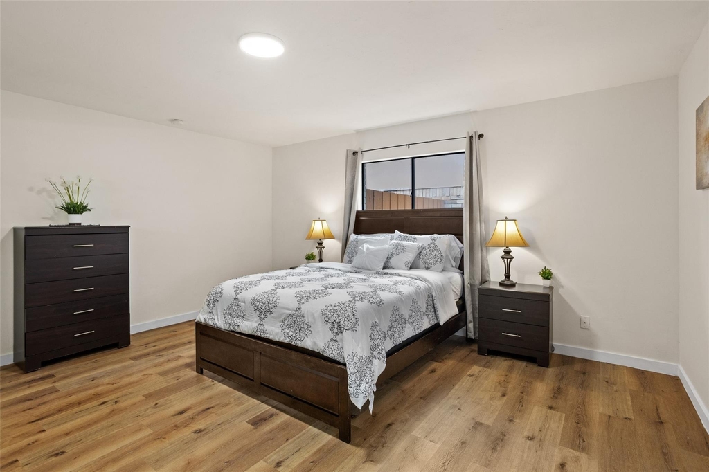 5124 Stanley Drive - Photo 9