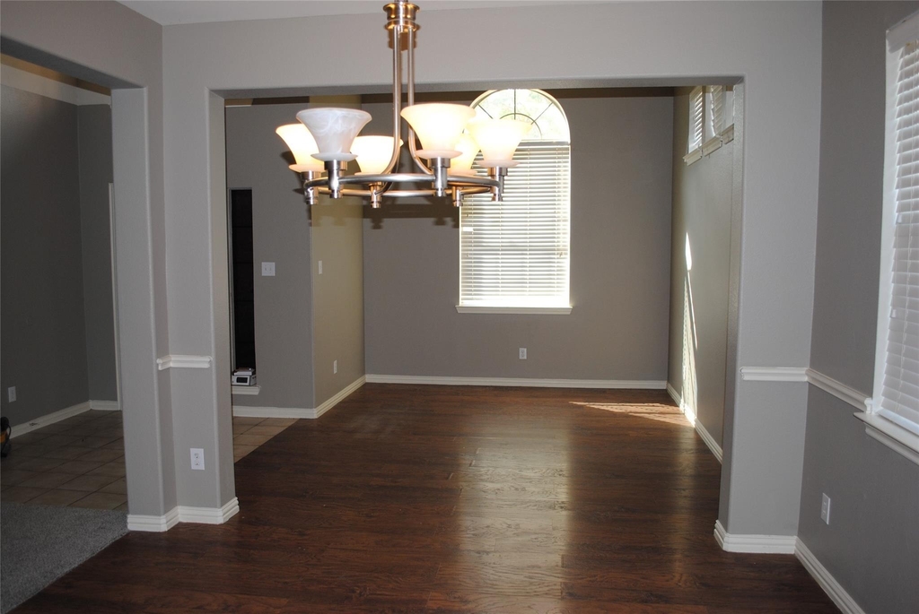 5108 Blackwood Drive - Photo 4