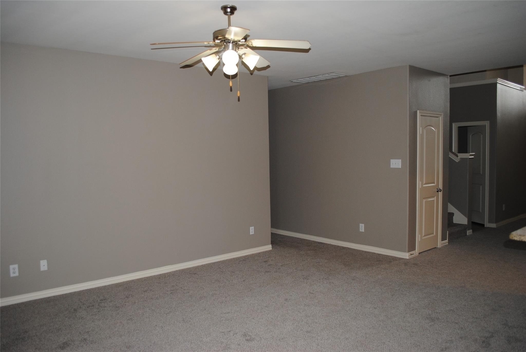 5108 Blackwood Drive - Photo 9