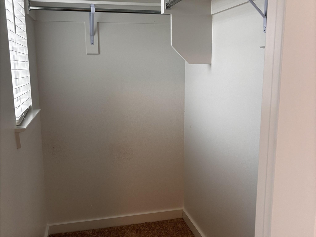2828 Walden Road - Photo 14