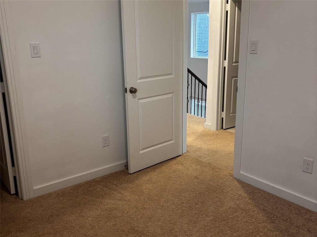 2828 Walden Road - Photo 16