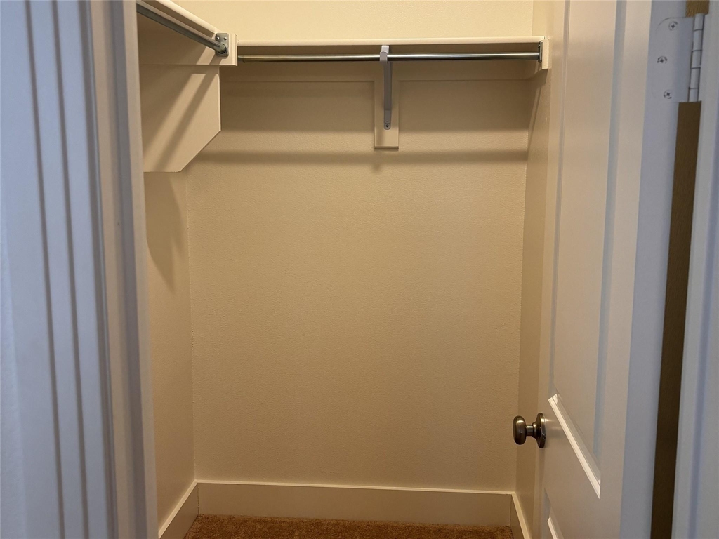2828 Walden Road - Photo 6