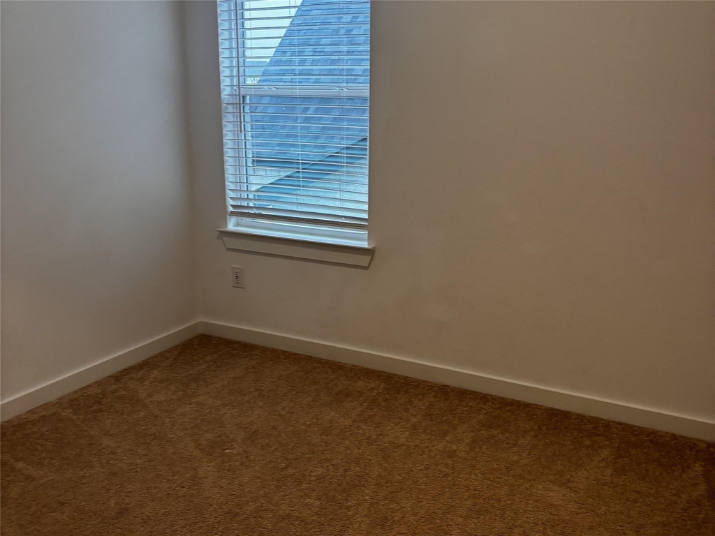 2828 Walden Road - Photo 15