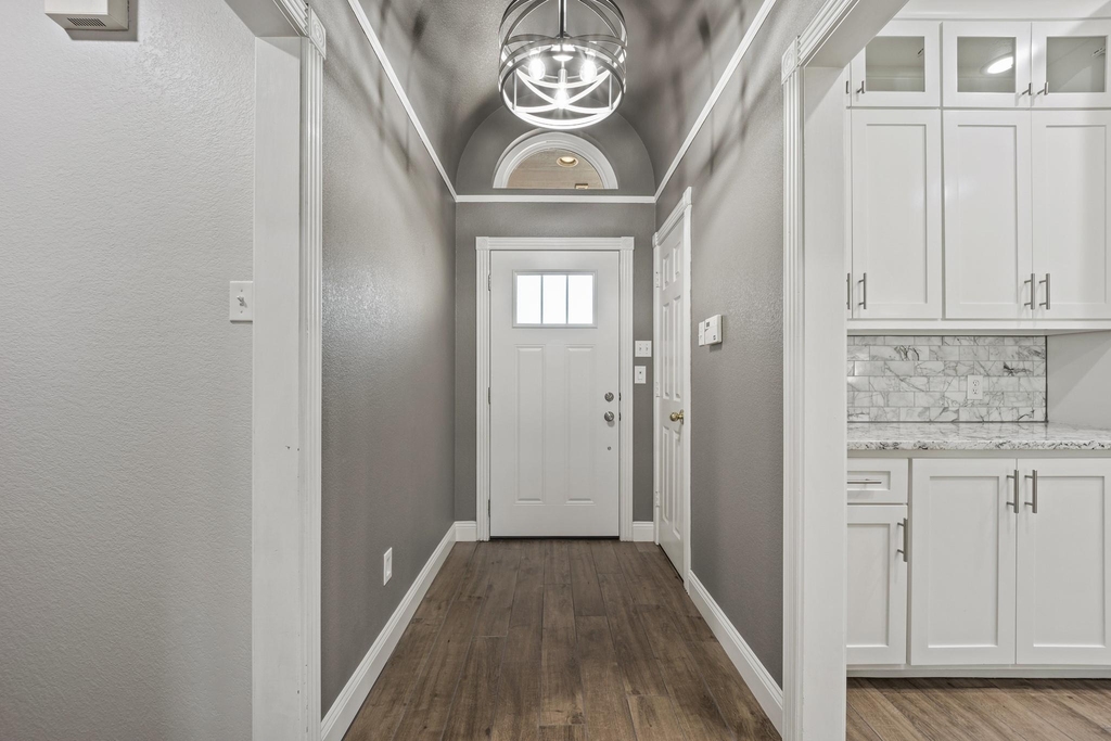 3505 Fox Meadows Drive - Photo 6