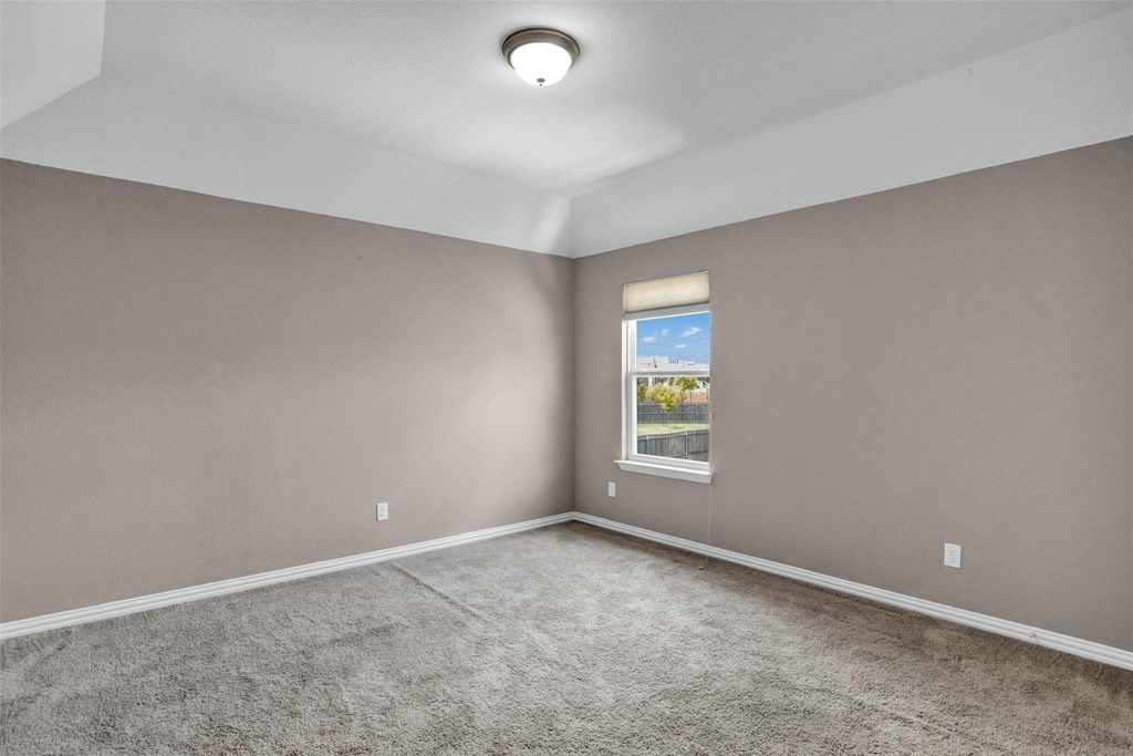 3713 Limousine Parkway - Photo 28