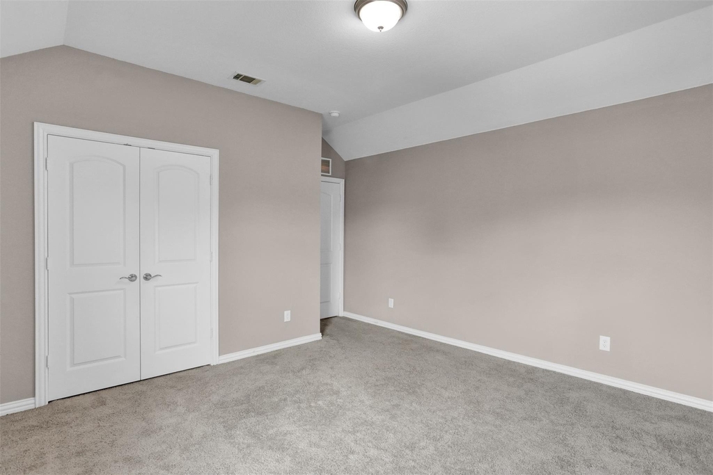 3713 Limousine Parkway - Photo 29