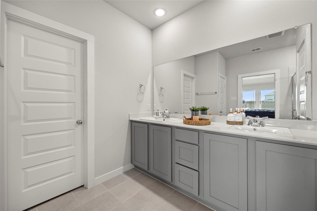 2826 Caroline Street - Photo 8