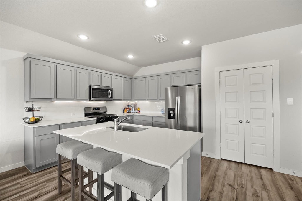 2826 Caroline Street - Photo 5