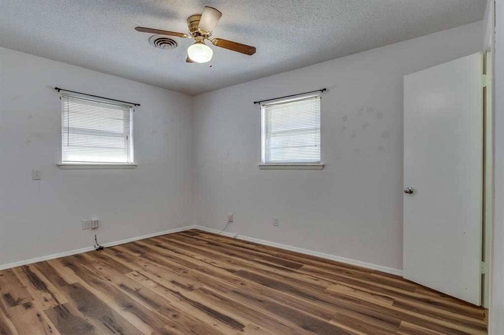 2105 Candy Lane - Photo 14
