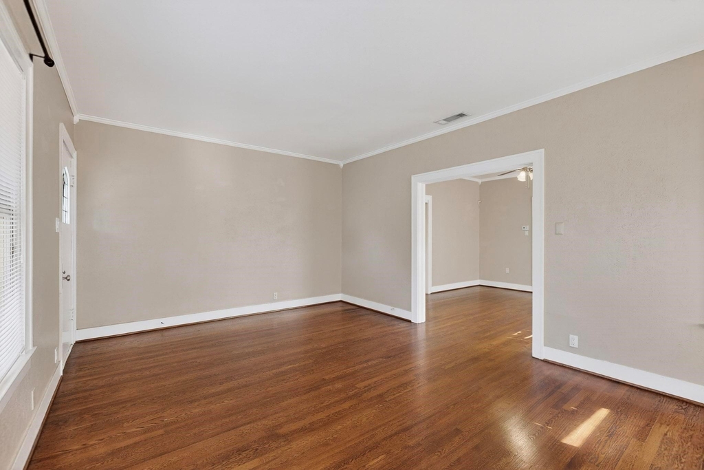 5934 Velasco Avenue - Photo 7
