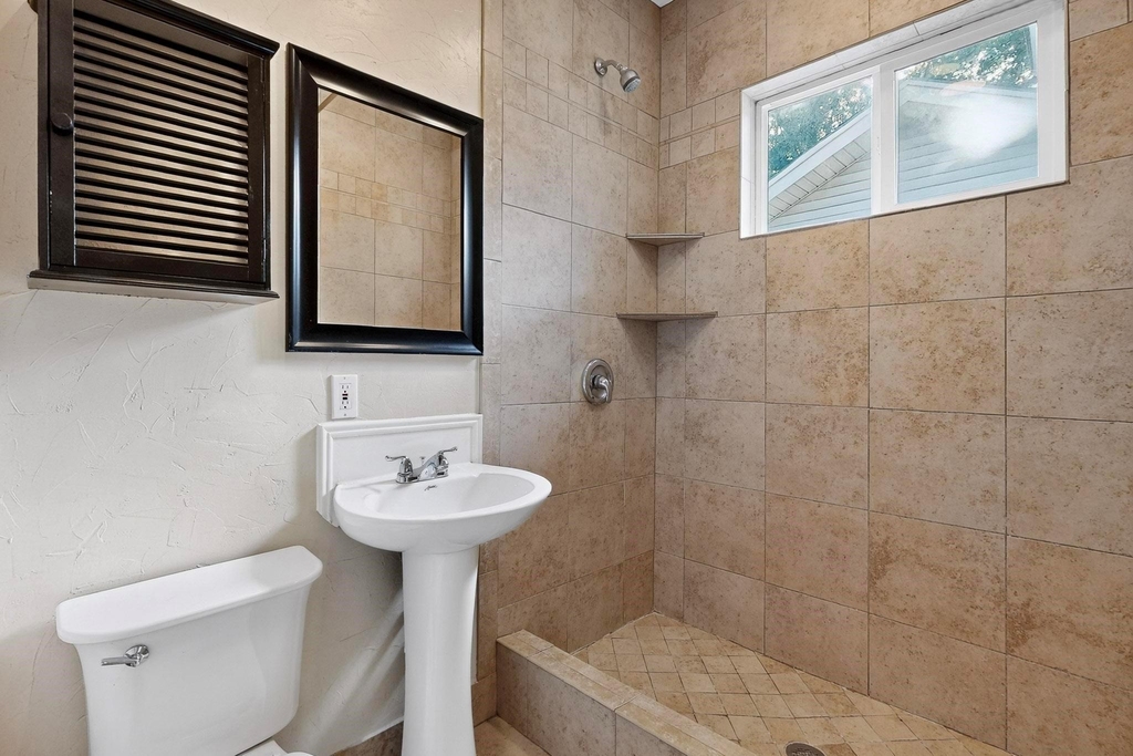 5934 Velasco Avenue - Photo 19
