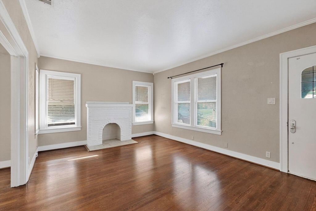 5934 Velasco Avenue - Photo 4