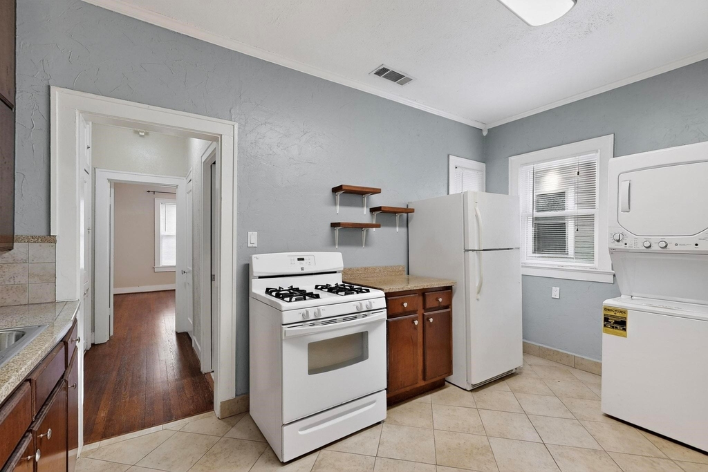 5934 Velasco Avenue - Photo 13