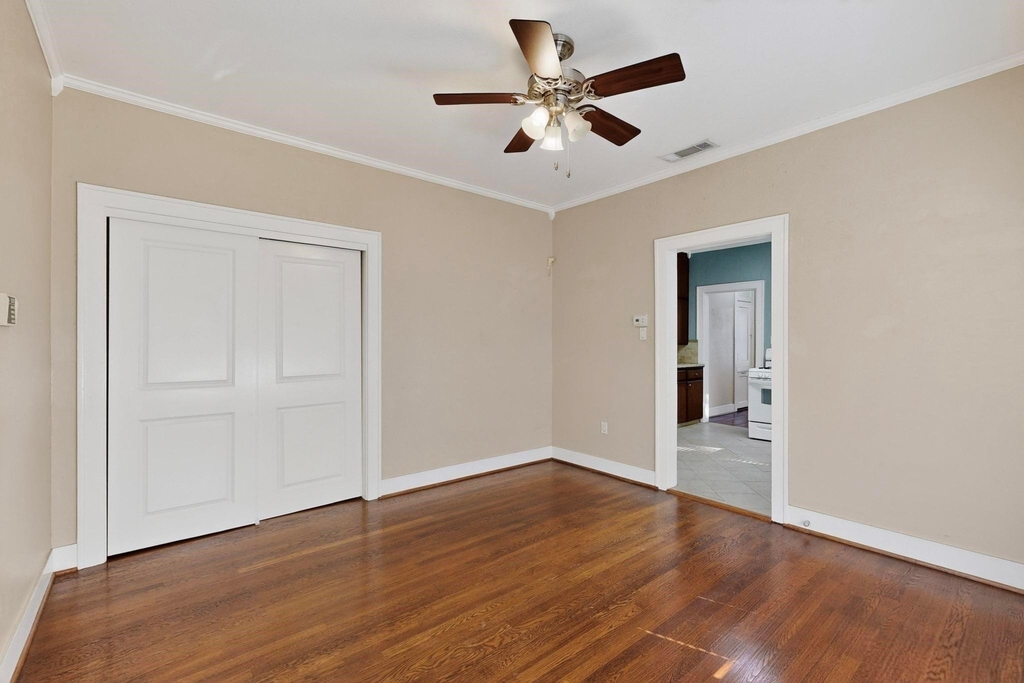 5934 Velasco Avenue - Photo 10