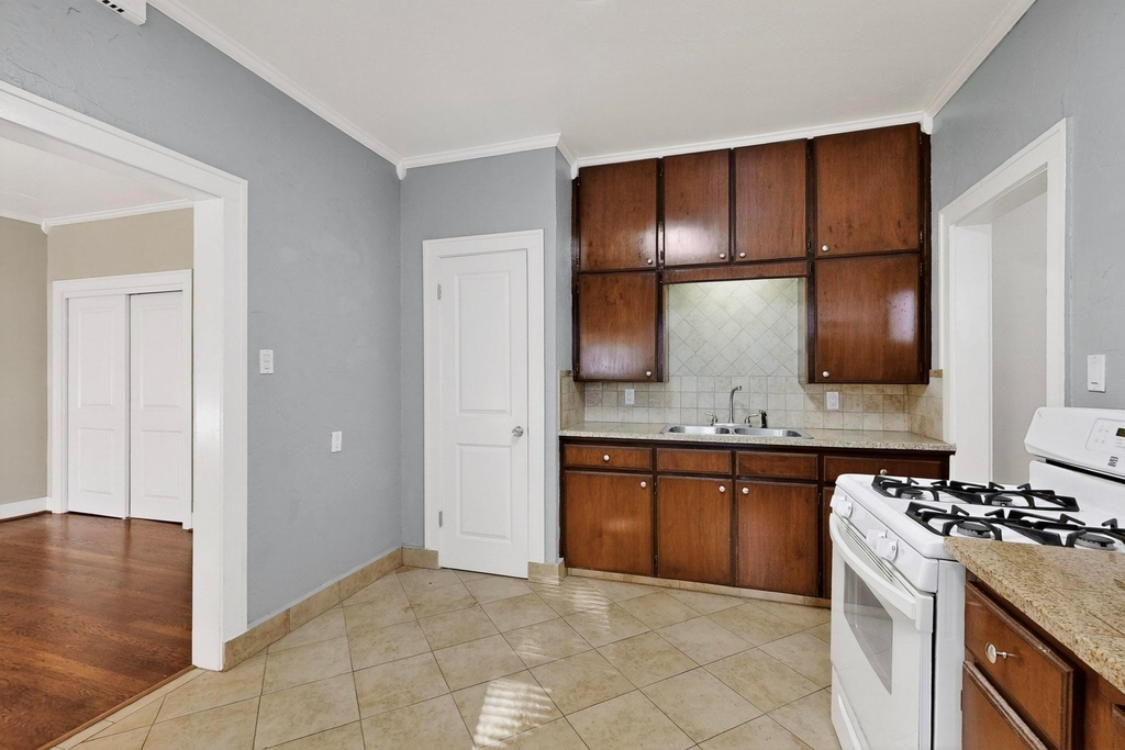 5934 Velasco Avenue - Photo 12