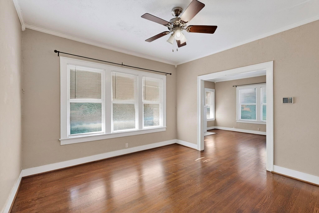 5934 Velasco Avenue - Photo 8