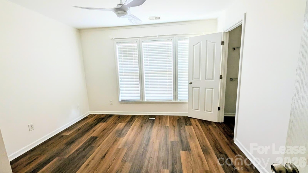 9017 Mcalwaine Preserve Avenue - Photo 3