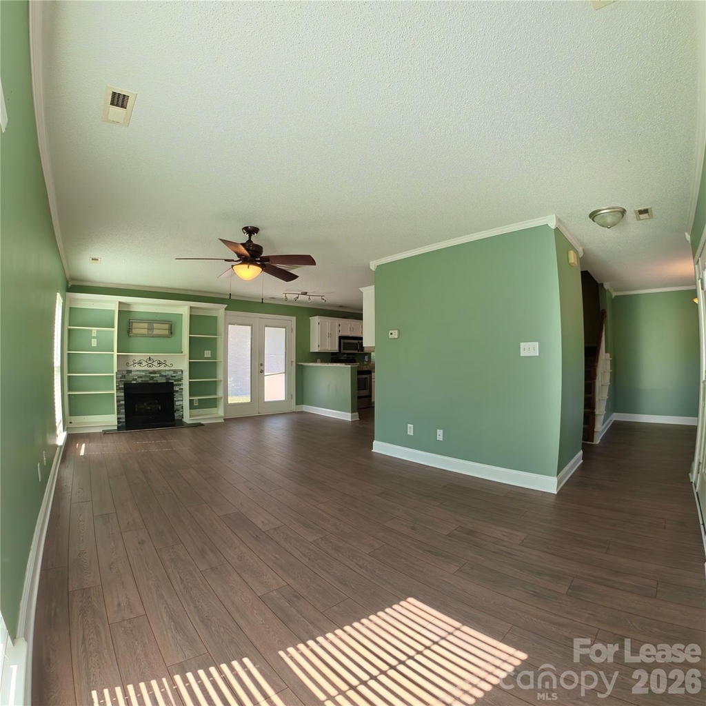 176 W Walnut Avenue - Photo 1